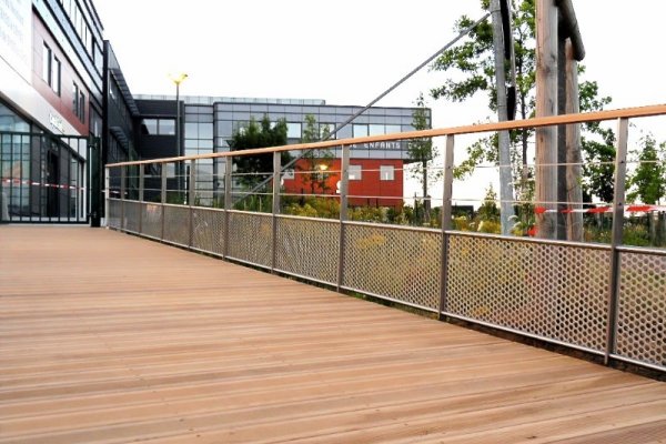 Passerelle extérieure 