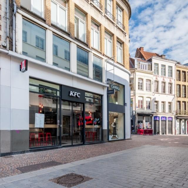 Restaurant KFC , rue de Béthune à Lille pour le lot métallerie